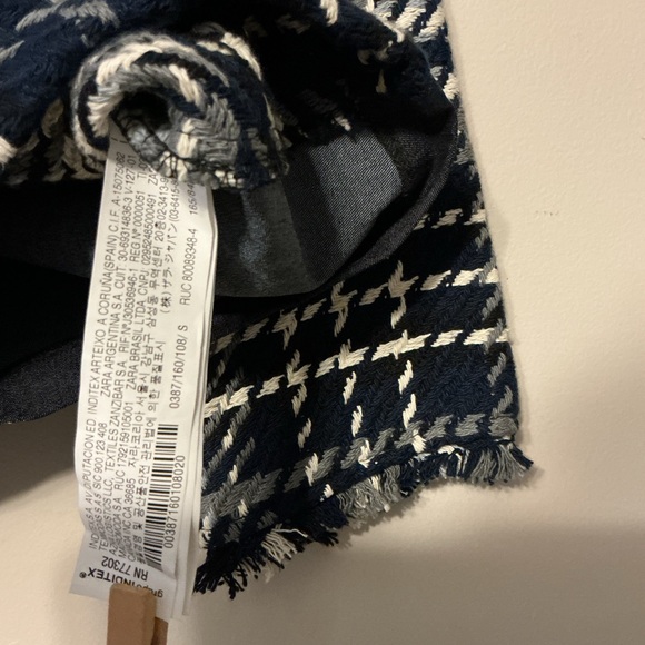 Zara Basic Top - Picture 15 of 16